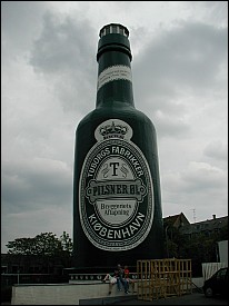 Grosse Flasche Tuborg.jpg